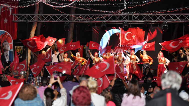 Konyaaltı Cumhuriyet coşkusunu HayatPark'ta yaşadı