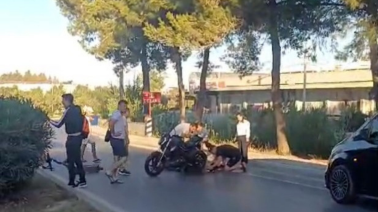 Manavgat'ta scooter ile motosiklet çarpıştı sürücüleri yaralandı