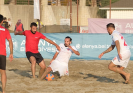 Plaj futbolunun şampiyonu Alanya Belediyespor