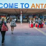 Antalyaya hava yoluyla günde 30 bin turist