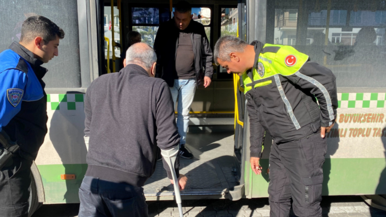 Alanya'da 'Engelsiz Trafik Projesi' uygulanıyor