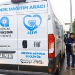 Büyükşehir Aşevi'nden binlerce kişiye yemek yardımı