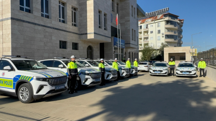 Gazipaşa polisine 8 yeni araç takviyesi yapıldı