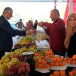 Kemer Göynük'te kapalı pazar yeri hizmete açıldı