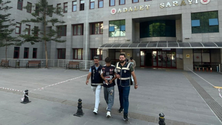 Manavgat'ta aranması olan 178 kişi yakalandı