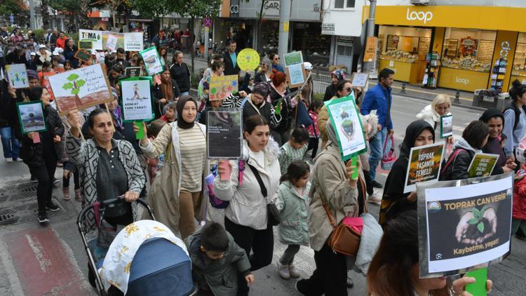 Toprağa Saygı yürüyüşü