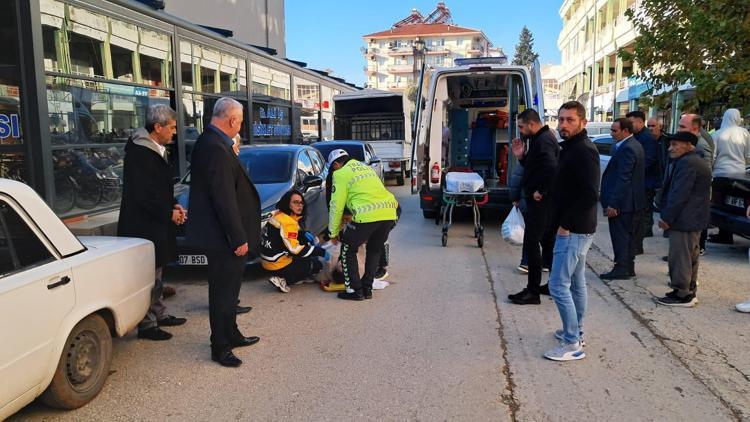 Devrilen motosiklette sürücü yaralandı