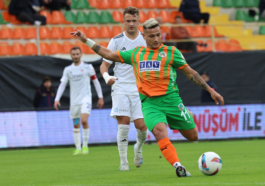 Alanyaspor kupada tur atladı