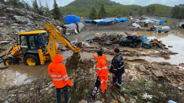 Büyükşehir'den19 ilçeye anında müdahale