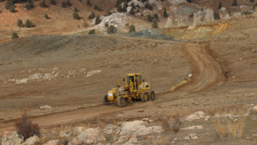 Büyükşehir Elmalı Güğü yayla yolunu yeniliyor