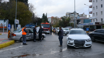 Kırcami'de kavşak kazası 1 kişi yaralandı