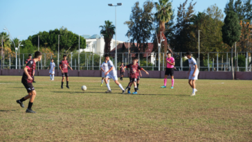 Kemer Belediye Merkez Spor U14 takımı dolu dizgin