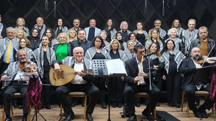 Kemer Belediyesi Türk Müziği Topluluğundan sıra gecesi