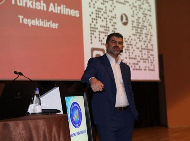 'TÜRK BAYRAĞINI DÜNYA’YA TAŞIYORUZ!'