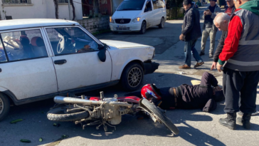 Serik'te otomobille motosiklet çarpıştı: 1 yaralı