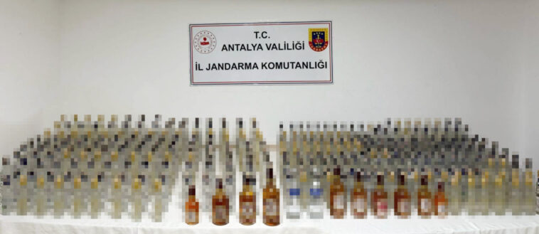 Aksu'da 424 litre kaçak içki ele geçirildi