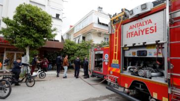 Antalya'da çamaşır makinesinden çıkan yangın korkuttu