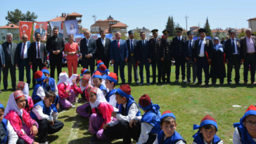 Korkuteli’nde 23 Nisan etkinliklerle kutlandı