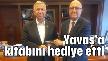 Yavaş'a kitabını hediye etti